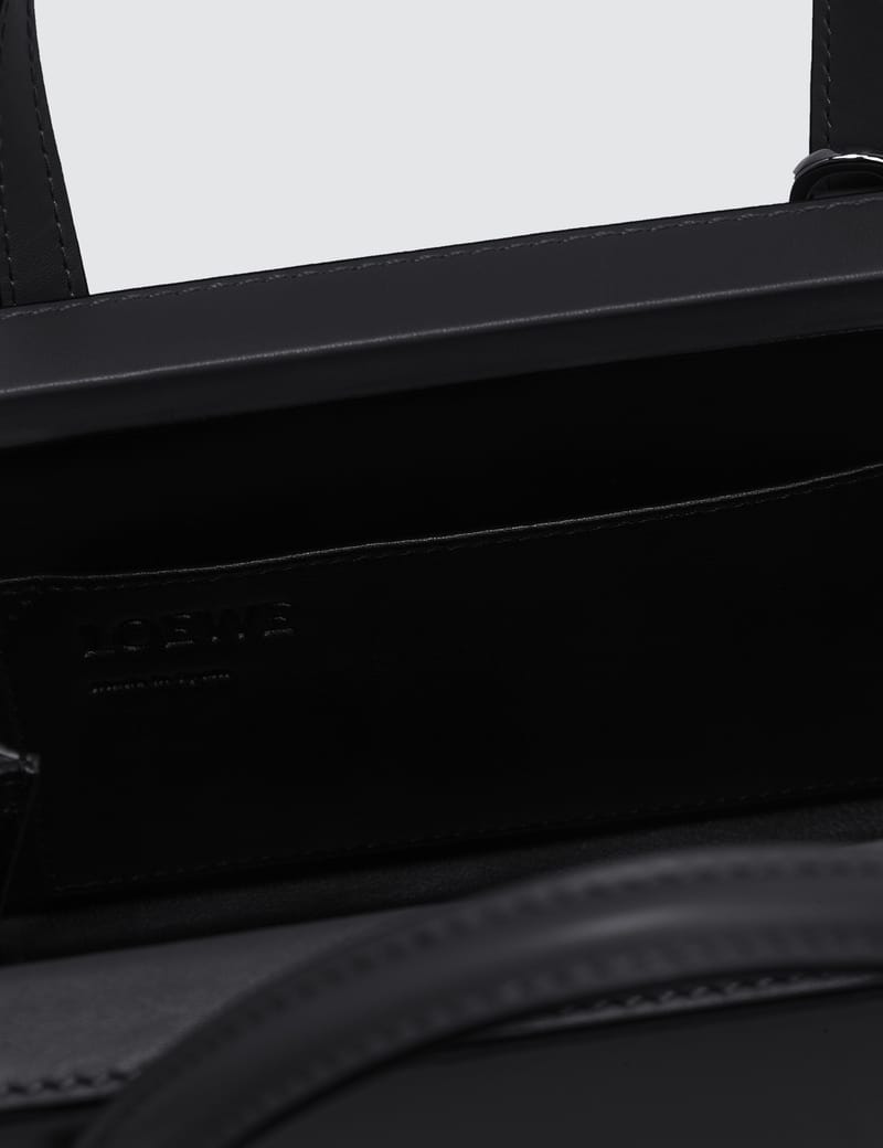 6万取引突破★UPS速達便利用【LOEWE】A709W60X01_スモールバッグ 6万取引突破☆UPS速達便利用！【LOEWE☆ロエベ】B314278X01