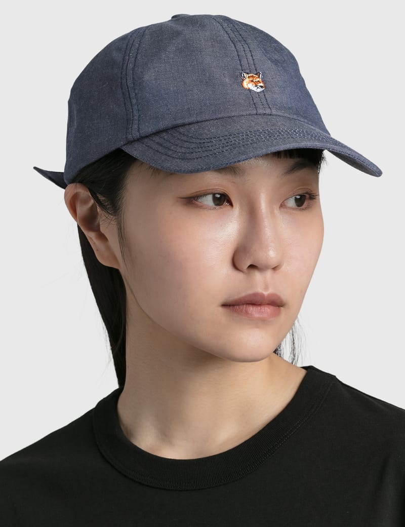 Maison Kitsuné - Small Fox Head Embroidery 6p Cap | HBX