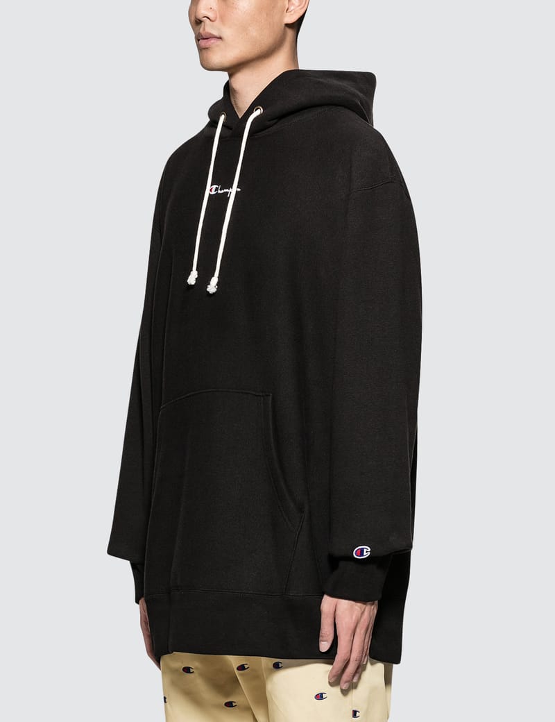 Champion reverse weave oversized hoodie with outlet small script logo in black