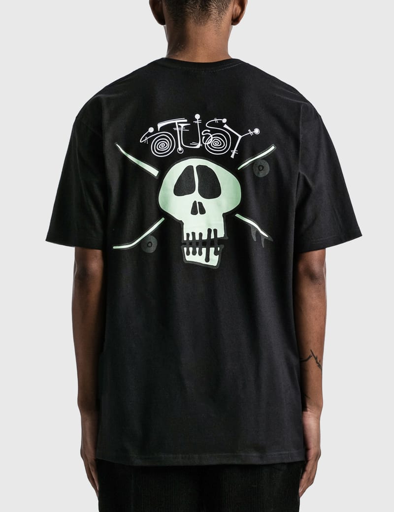 Stüssy - サーフ スケート スカル Tシャツ | HBX
