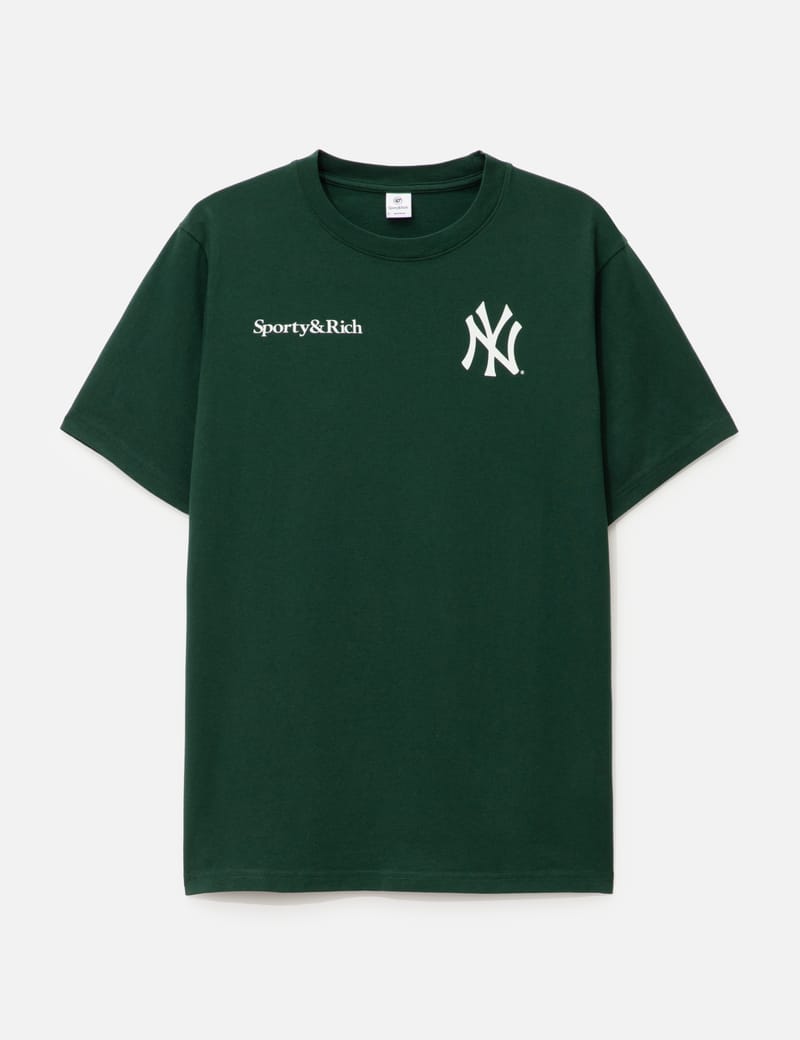 【SPORTY&RICH/スポーティアンドリッチ】 LEAGUE T-SHIRT Sporty & Rich - League T-Shirt | HBX - Globally Curated