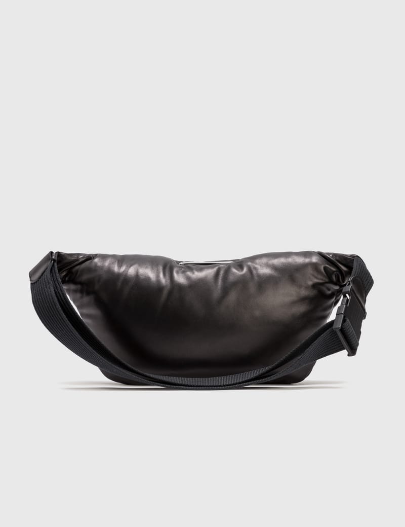 メゾンマルジェラ グラムスラム バムバッグ ブラック Maison Margiela(メゾンマルジェラ)のGlam Slam(グラムスラム)の