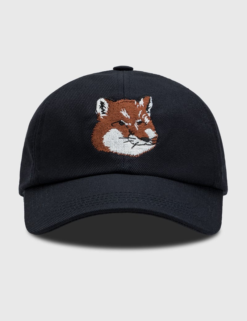 Maison Kitsuné - Large Fox Head Embroidery 6P Cap | HBX - Globally