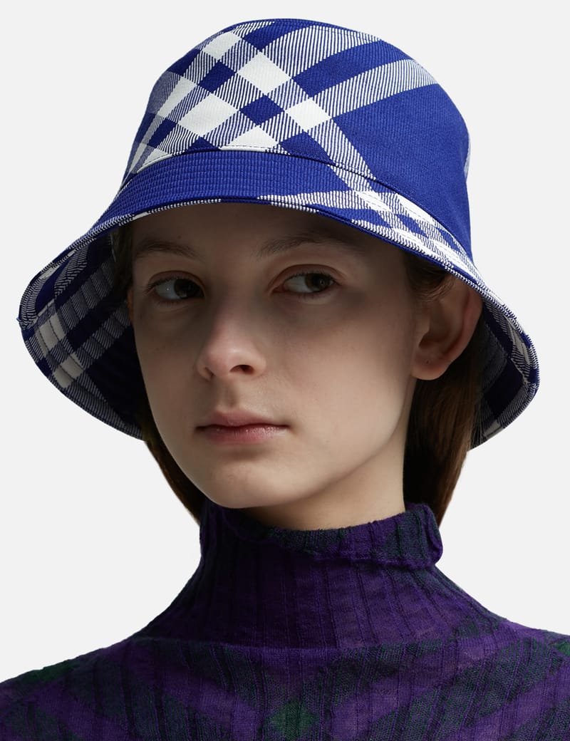 Burberry best sale check hat