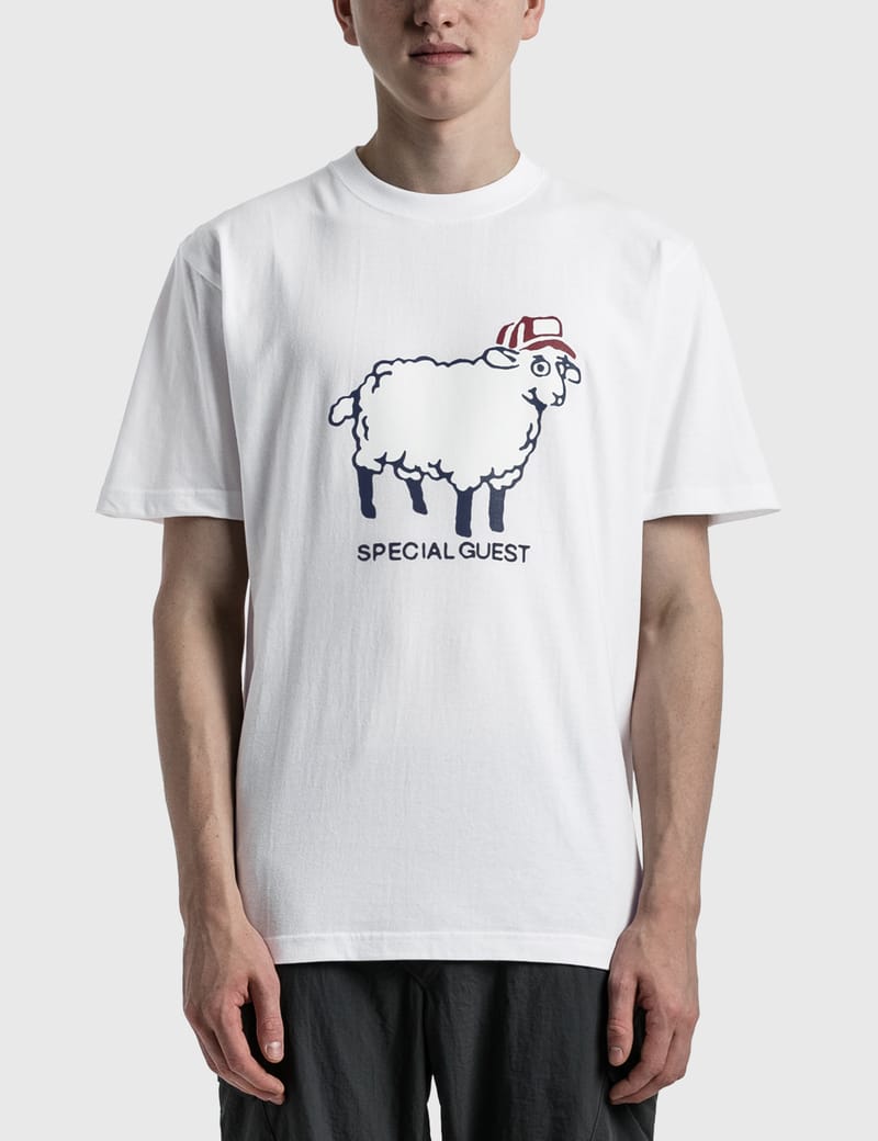 Special Guest KK - Wool is Cool Tシャツ | HBX - ハイプ Special Guest KK - Wool is Cool Tシャツ | HBX - ハイプ