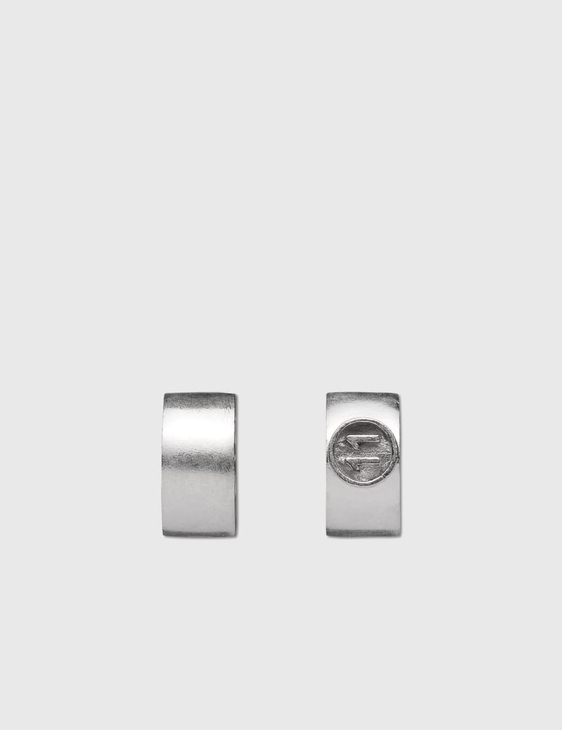 【送料&関税込】Maison Margiela Numerical Logo Earrings MM6 Maison Margiela Black New Numerical Logo Earrings MM6