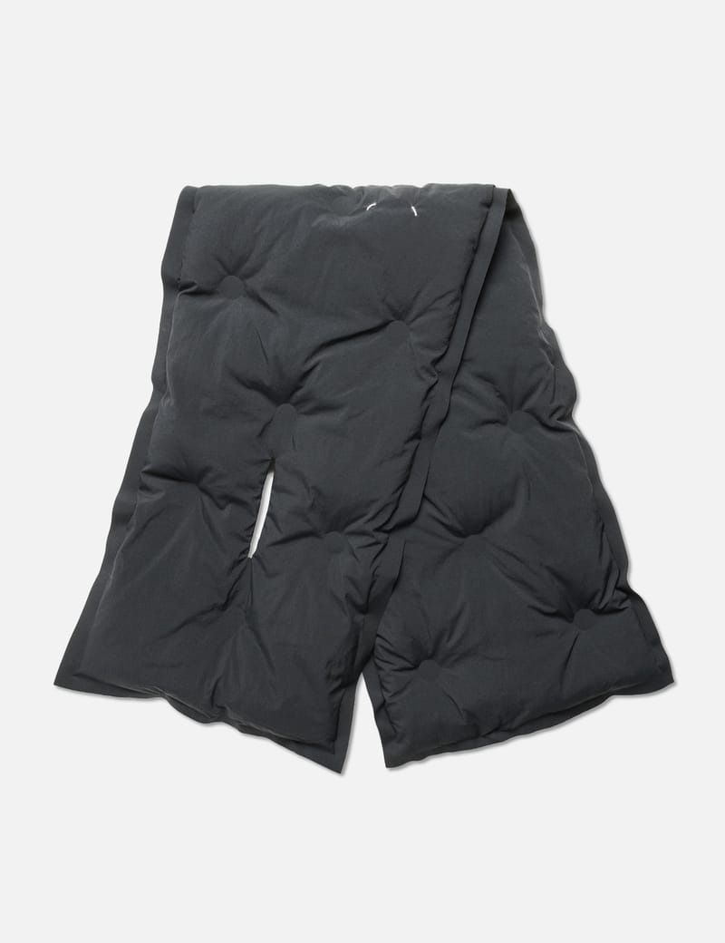 メゾン マルジェラ - リサイクル ナイロン スカーフ | HBX