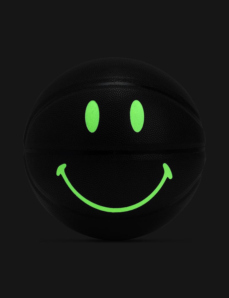 Chinatown Market Smiley Plush Basketball - US