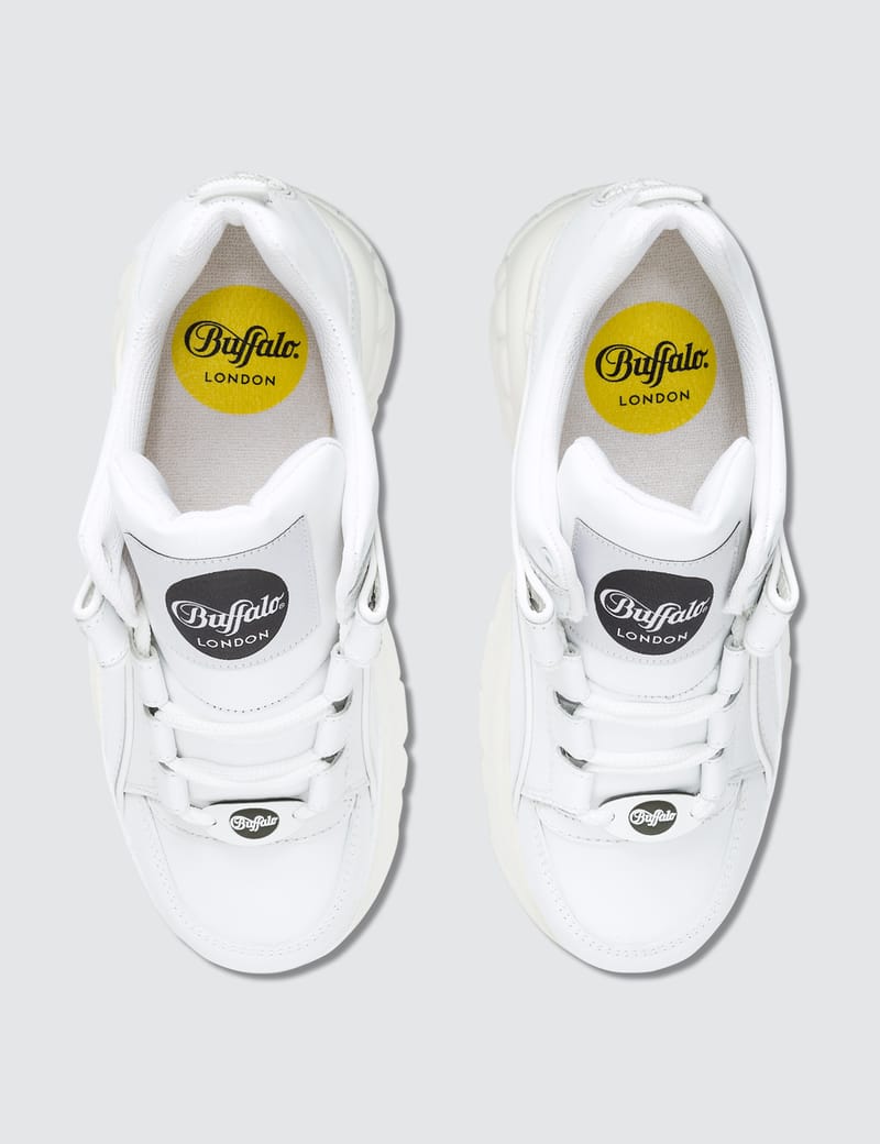 Buffalo London - Buffalo Classic White Low-Top Platform Sneakers | HBX