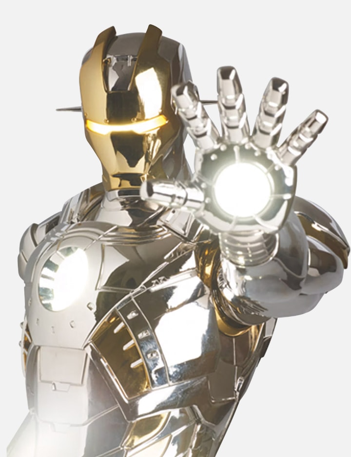 Medicom Toy Hajime Sorayama Iron Man Metroplis Figure - 全新銀色限量藝術家聯乘公仔，附 ...