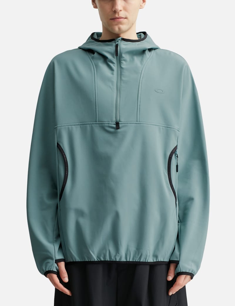 Oakley Wintertide Softshell Hoodie - Stretchy, water-repellent