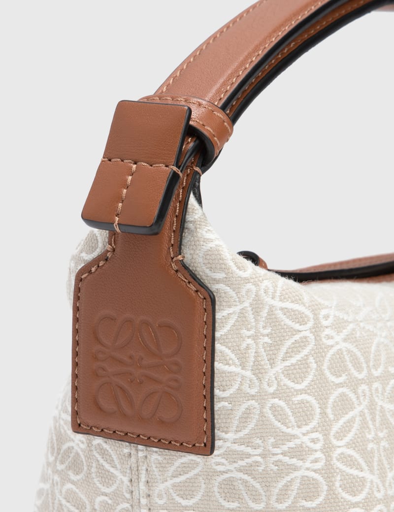 LOEWE（ロエベ）☆Small Cubi bag☆ホワイト系 Loewe - Small Anagram Jacquard Cubi Bag | HBX - Globally