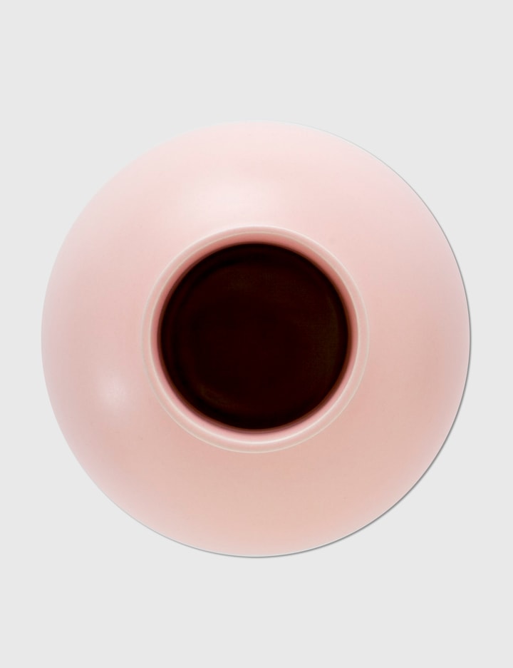 Raawii - Strøm Large Vase | HBX - HYPEBEAST 為您搜羅全球潮流時尚品牌