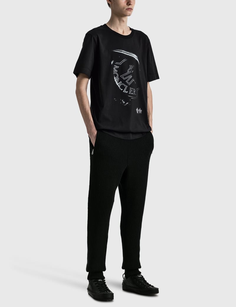 Moncler Genius - 6 モンクレール 1017 ALYX 9SM ロゴ Tシャツ | HBX