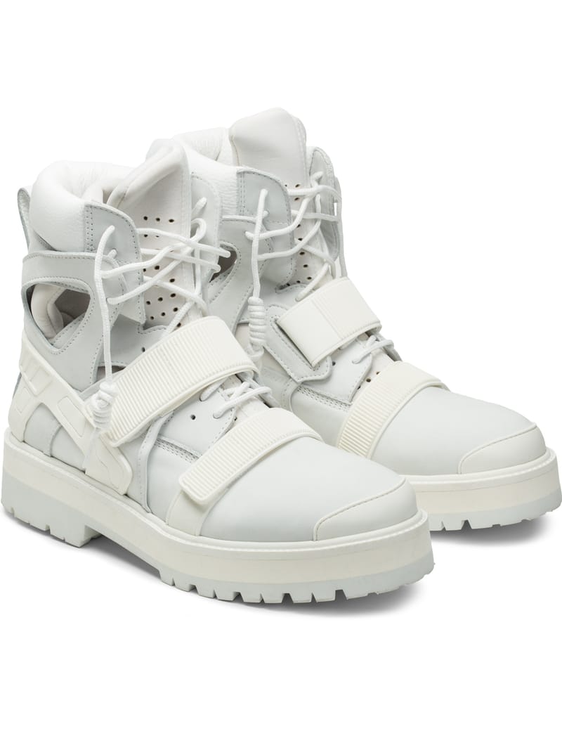 ブーツ hood by air avalanche boots off-white Hood By Air. - White Avalanche Boots | HBX