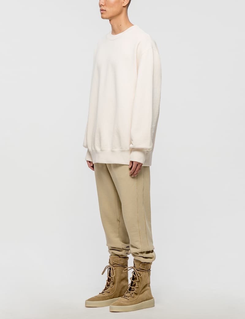 Yeezy season 4 online crewneck