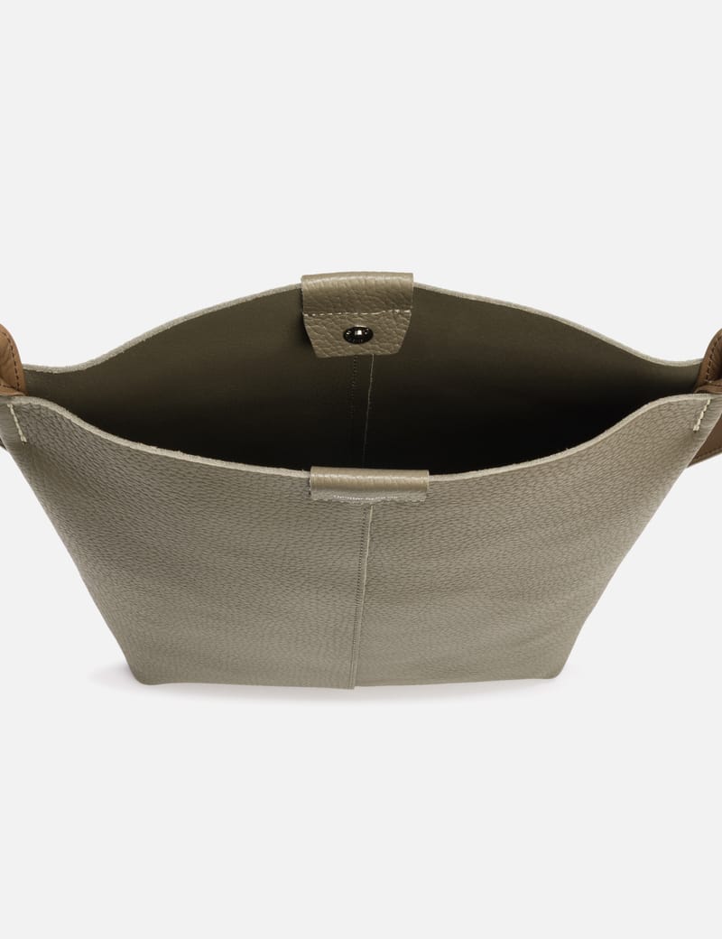 Hender Scheme Piano Shoulder Big - Taupe Japanese cow leather
