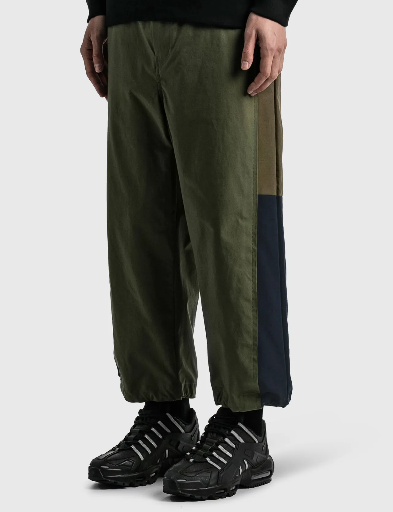 Sacai - Cotton Oxford Grosgrain Pants | HBX - Globally Curated