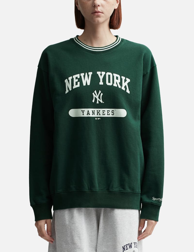 Sporty & Rich ニューヘルス クルーネック スウェット トレーナー Sporty & Rich - ニューヘルス クルーネック | HBX - ハイプ