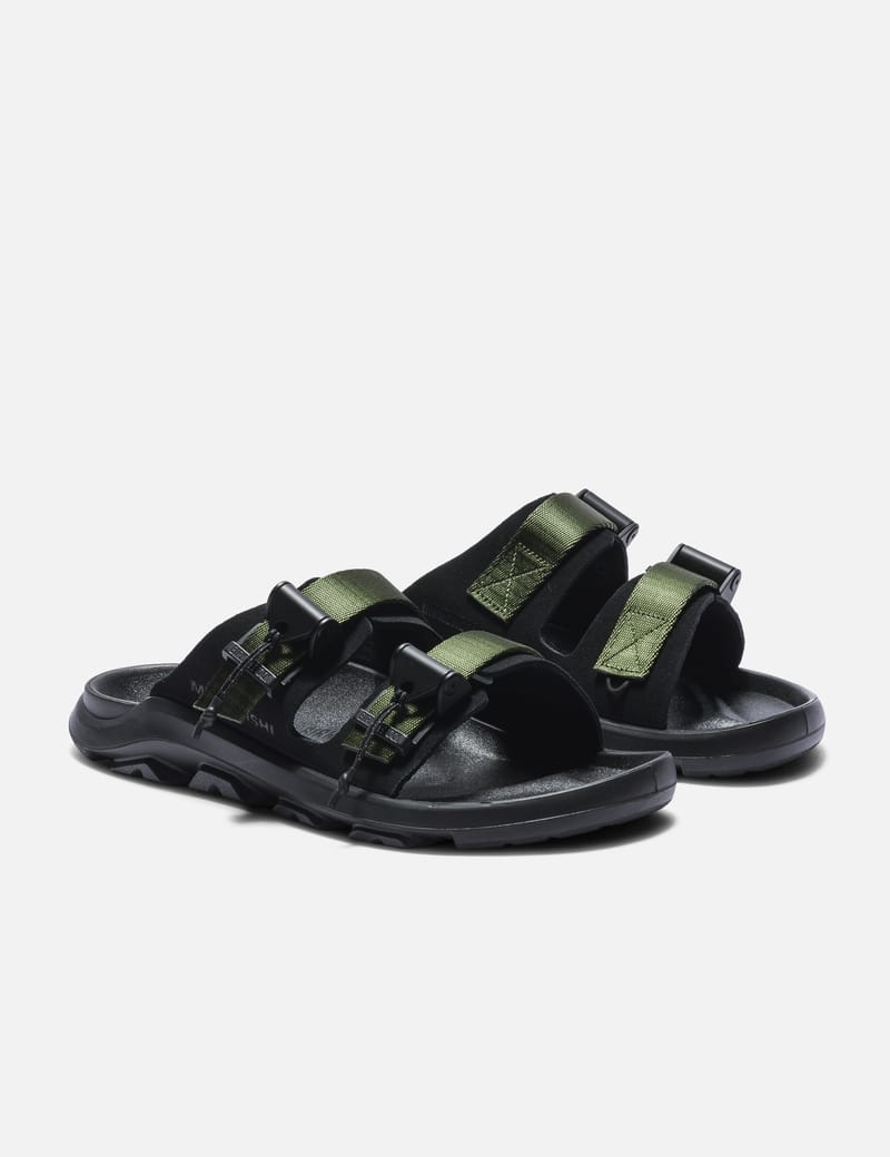 Shoes-1-5-48b64.jpg?fit=max&w=