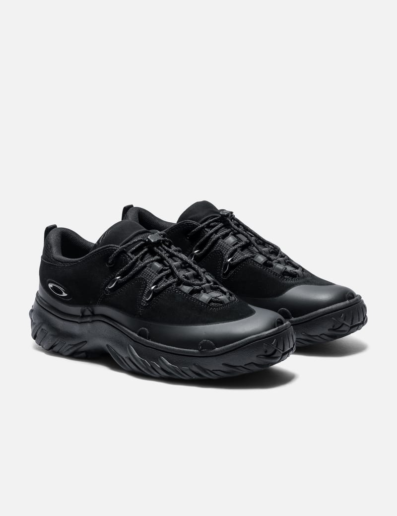 Oakley Meridian Low Ext - Waterproof suede boots with Vibram
