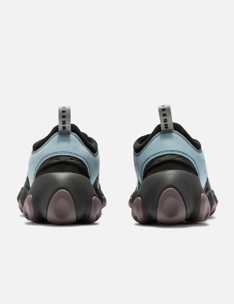 関税込★OAKLEY FACTORY TEAM X BRAIN DEAD OSTRICH FLESHSANDAL Oakley Factory Team digs into the archive once again with
