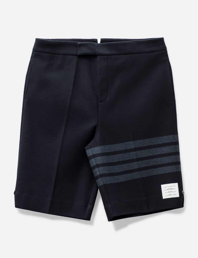 【送料&関税込】Thom Browne White Cotton Shorts White 4-Bar Shorts by Thom Browne on Sale