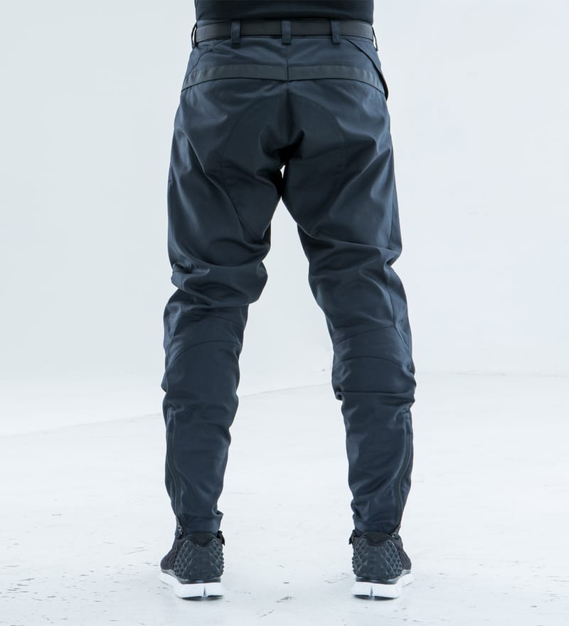 ACRONYM - Night P10-CH Industrial Micro Twill Pants | HBX - ハイプ ...