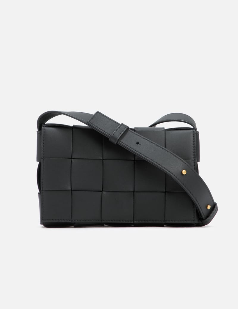 【関税込み】Bottega Veneta ブラック ミニ Cassette バッグ Bottega Veneta - Small Cassette Bag | HBX - Globally Curated