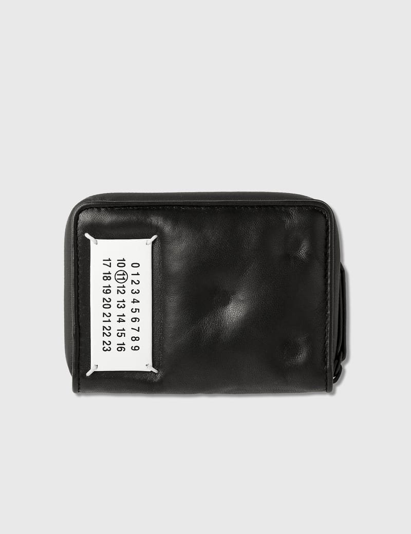 Maison Margiela - Zip Around Glam Slam Wallet | HBX - HYPEBEAST 為