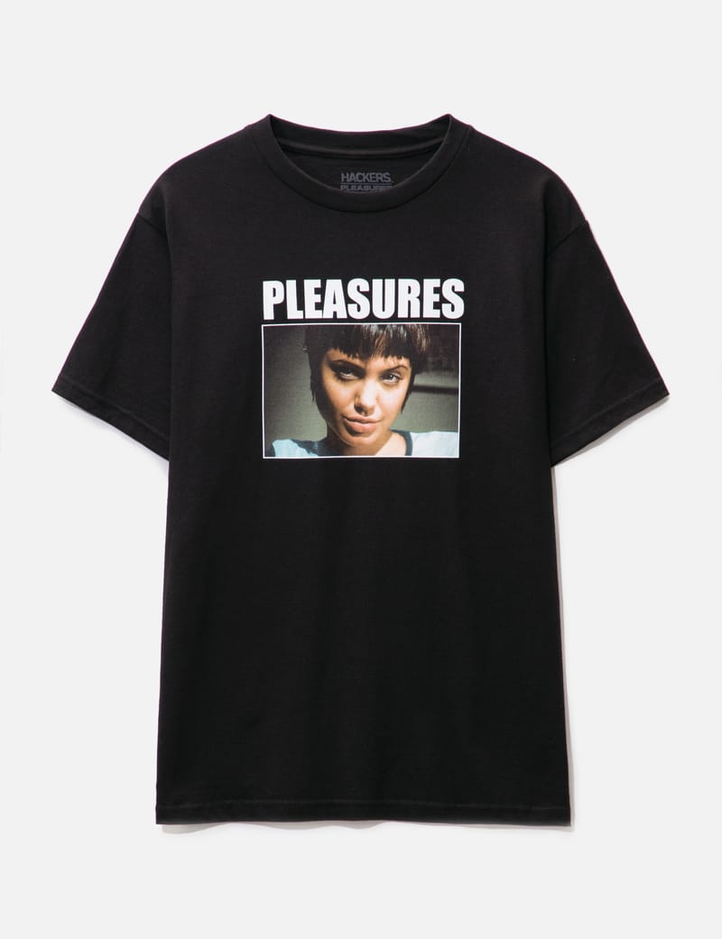 Pleasures - ケイト Tシャツ | HBX - ハイプビースト(Hypebeast)が厳選 ...