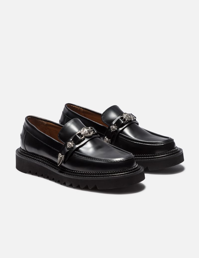 Toga Virilis - CLASSIC BUMPER LOAFERS | HBX - Globally Toga Virilis - CLASSIC BUMPER LOAFERS | HBX - Globally
