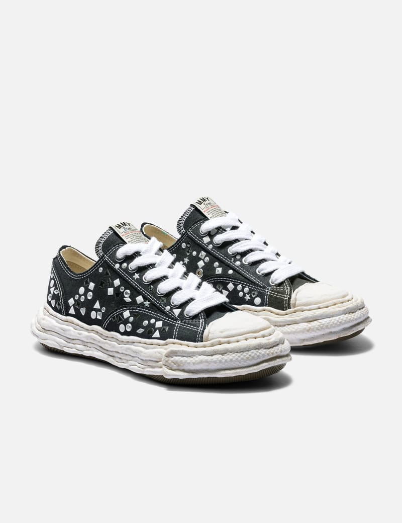 Shoes-2-4-dcc6e.jpg?fit=max&w=