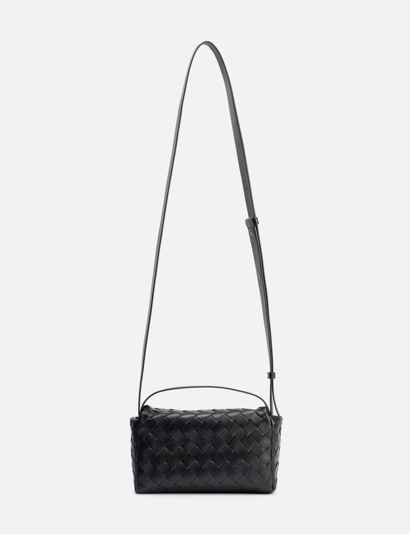 人気♡ボッテガヴェネタ イントレチャート レザー ベルトバッグ ショルダーバッグ ボッテガヴェネタ(BOTTEGA VENETA)ボッテガヴェネタ カセット ベルト