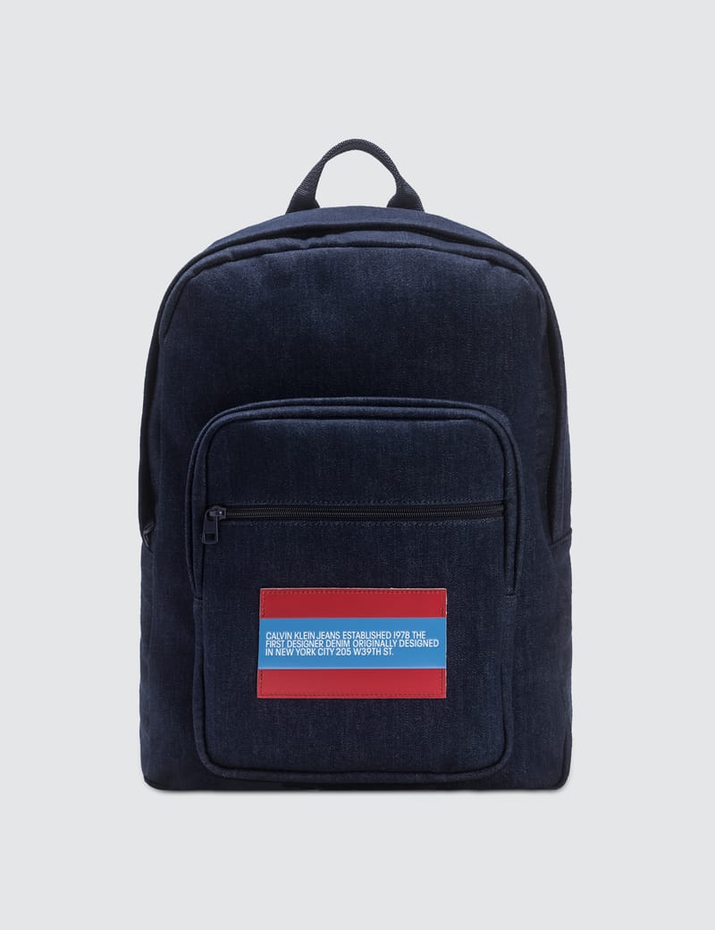 Calvin klein best sale jeans patch backpack