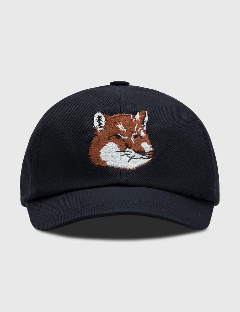 Maison Kitsuné - Large Fox Head Embroidery 6P Cap | HBX - Globally