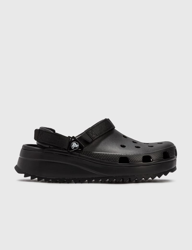 crocs hiker clog black