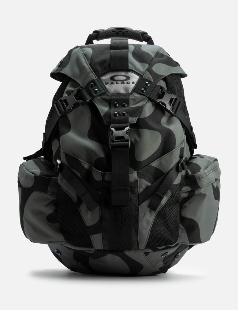 PALACE - Oakley Icon Backpack | HBX - Globally Curated