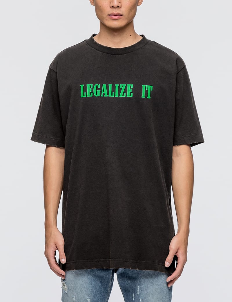【関税無・国内発】 Palm Angels / Gothic Oversized T-Shirt Palm Angels - Legalize It S/S T-Shirt | HBX - ハイプビースト