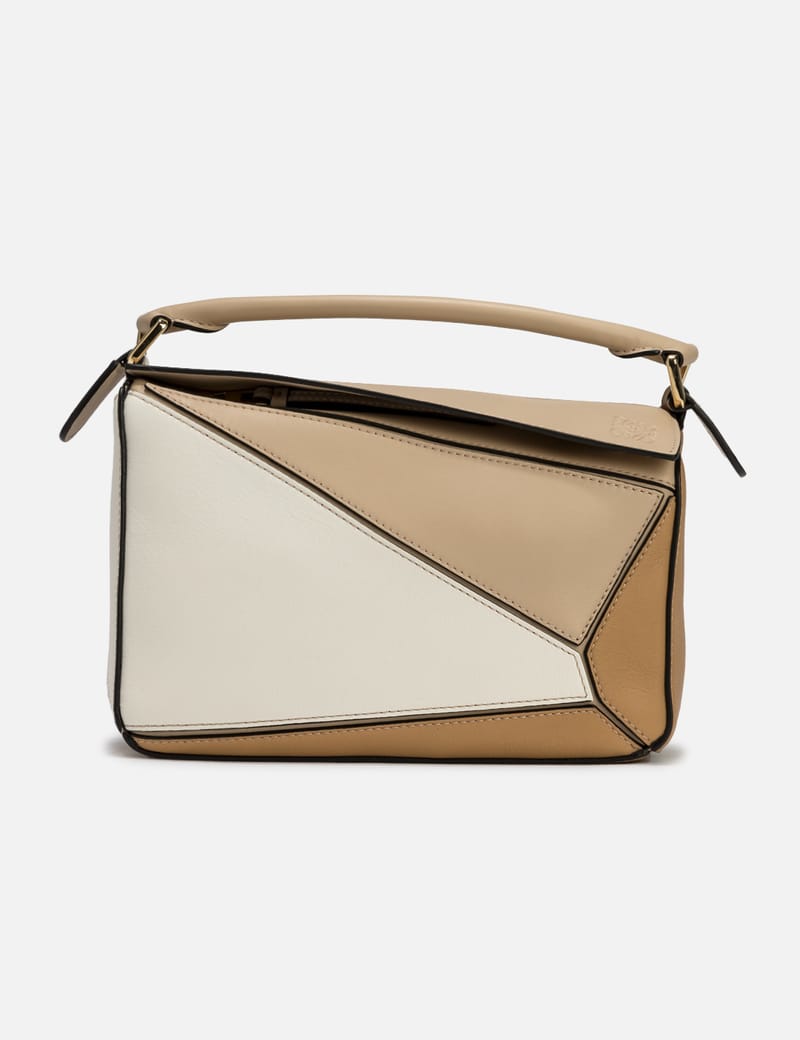 ロエベ パズルバッグ スモール レザー ホワイト/ベージュ LOEWE - ロエベ パズルバッグ スモール ショルダーバッグ カーフ