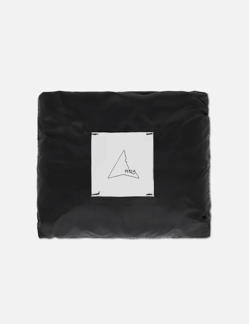 ROA HIKING パッカブル ノットバッグ black ROA HIKING パッカブル ノットバッグ black イタリア発◇ROA