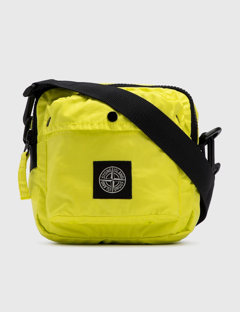 STONE  イエロー メッセンジャーバッグ STONE ISLAND イエロー メッセンジャーバッグ メンズ