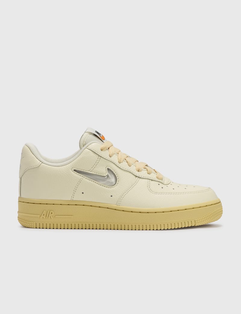 Nike Nike AIR FORCE 1 07 LX HBX Globally Curated Fashion