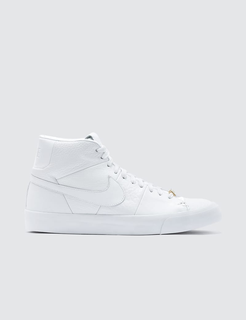 Nike blazer hotsell royal triple white