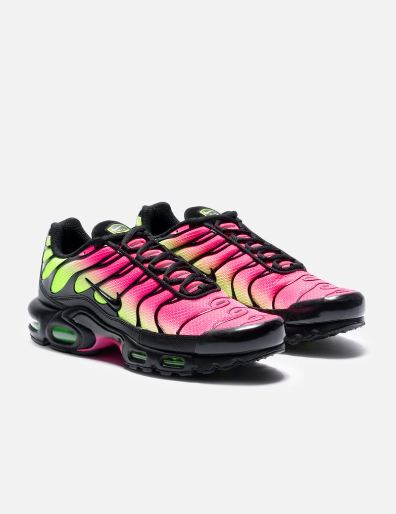 Nike Nike Air Max Plus - Black/Hyper Pink/Volt TN sneaker with