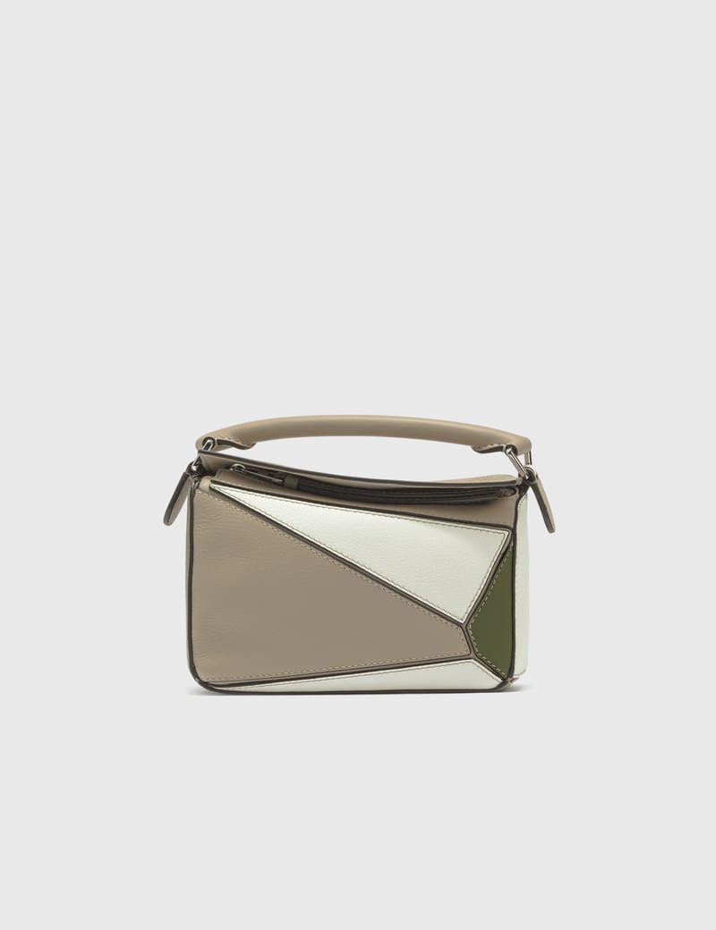 【LOEWE】Mini Puzzle Edge Bag - Avocado Green Small Puzzle Edge bag in soft grained calfskin Green - LOEWE