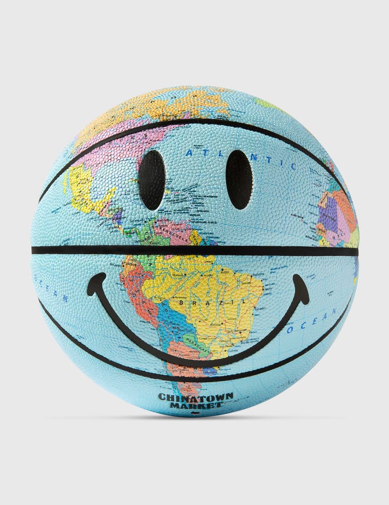 Chinatown Market - Smiley Earth Basketball | HBX