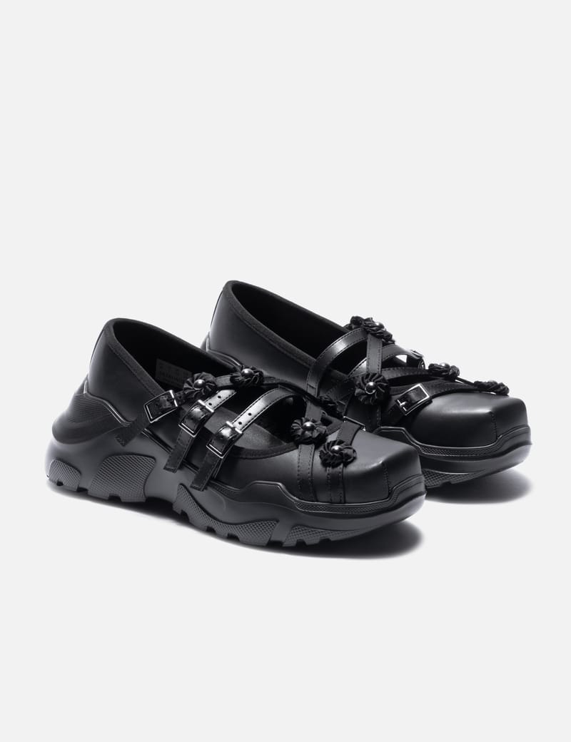 AKIKOAOKI Flora - Edgy platform Mary Janes with stud charms and a