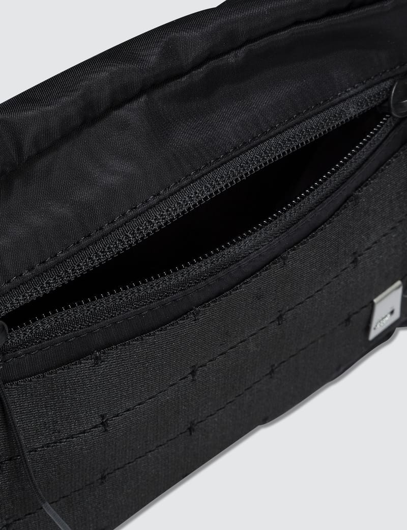 1017 ALYX 9SM - Mini Chest Rig | HBX - Globally Curated 1017 ALYX 9SM - Mini Chest Rig | HBX - Globally Curated