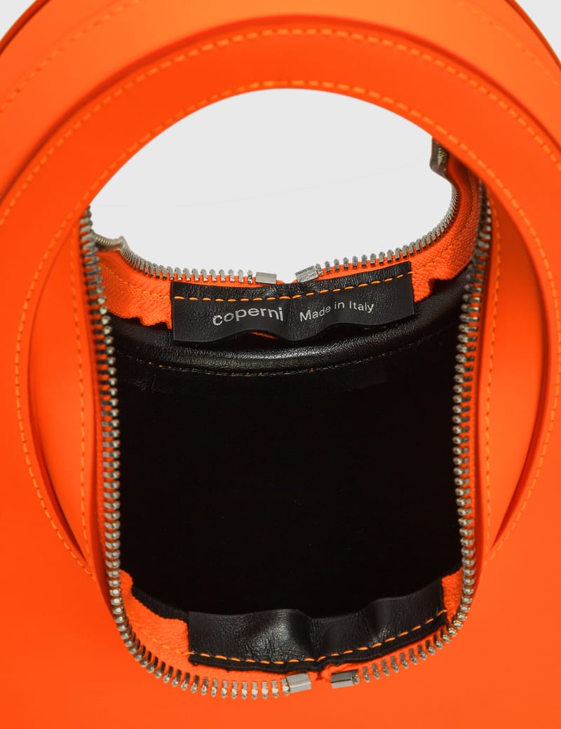 【Coperni】スワイプ ショルダーバッグ オレンジ Coperni - Mini Swipe Bag | HBX - Globally Curated Fashion